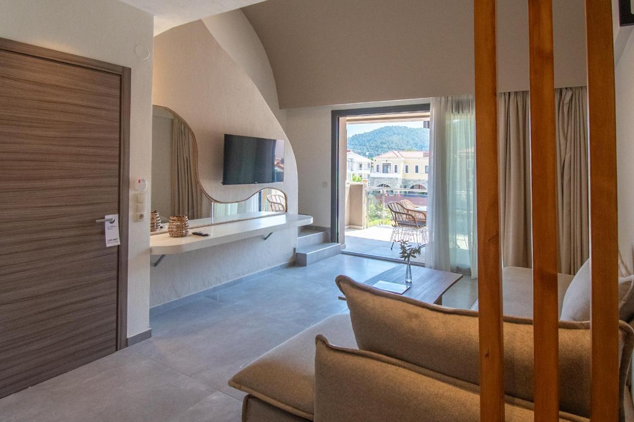 La Boheme Suites Скала Потамияс Екстериор снимка