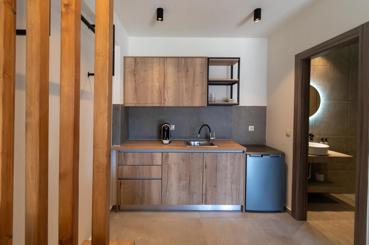 La Boheme Suites Скала Потамияс Екстериор снимка